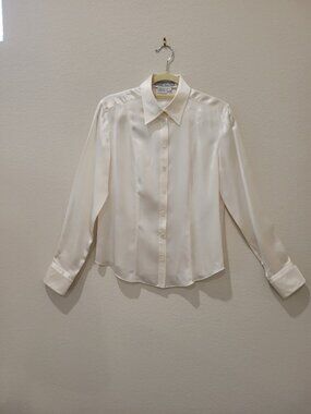 Starington Silk Cream Blouse, Size 6